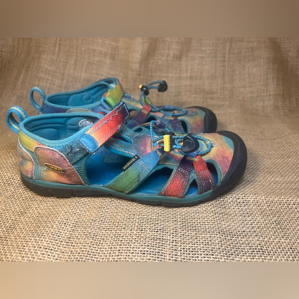 Keen Blue and Red Sandals with Artistic Design